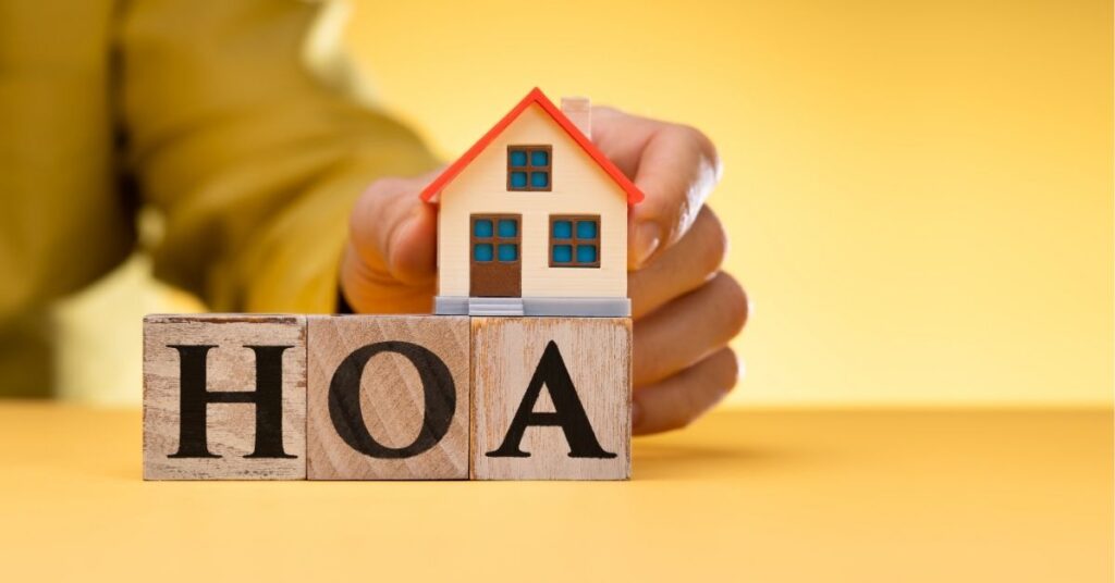 HOA in Plano and Richardson - pros and cons